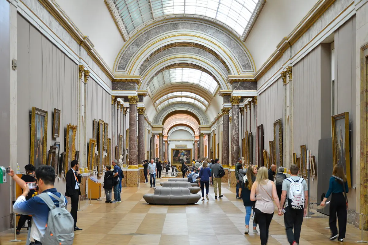 Die Grande Galerie des Louvre